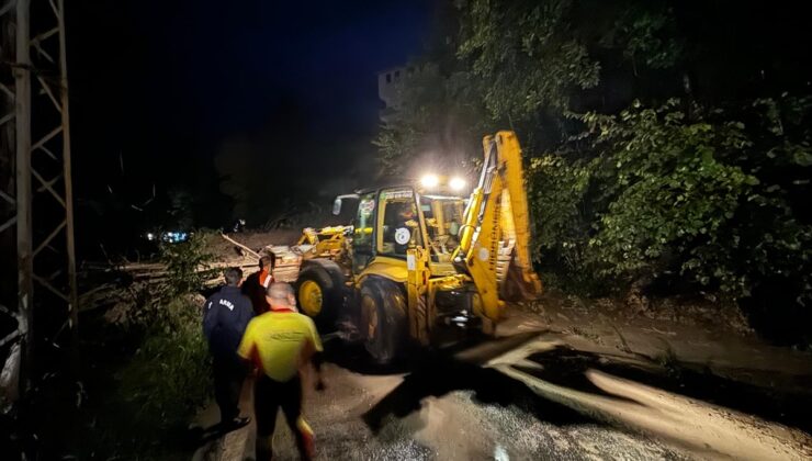 GÜNCELLEME – Trabzon’da sağanak etkili oldu