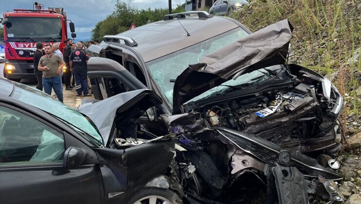 Trabzon'da trafik kazasında 7 kişi yaralandı