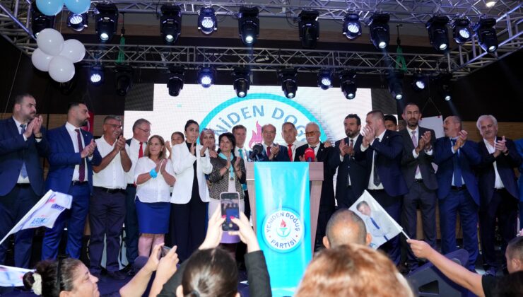 Yeniden Doğuş Partisi’nin 8’inci kuruluş yıl dönümü kutlandı