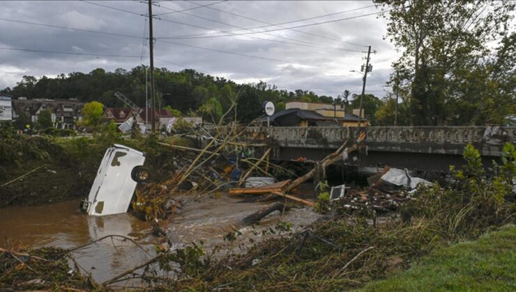 Florida’da Milton Kasırgası uyarısı nedeniyle yüzlerce kişi okula sığındı