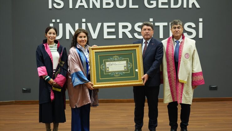 Adalet Bakanı Tunç, İstanbul Gedik Üniversitesinin akademik yılı açılış töreninde konuştu: