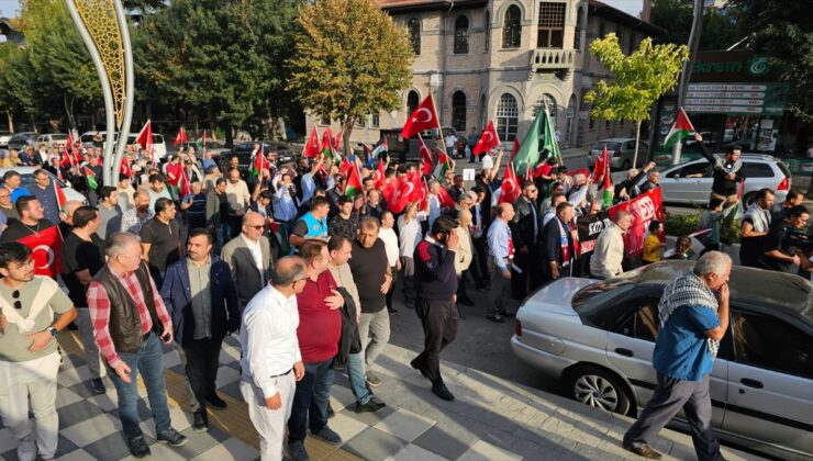 Afyonkarahisar ve Aksaray’da Filistin’e destek yürüyüşü düzenlendi