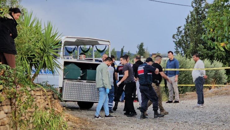 Antalya'da tartıştığı eşini av tüfeğiyle öldüren kişi intihar etti