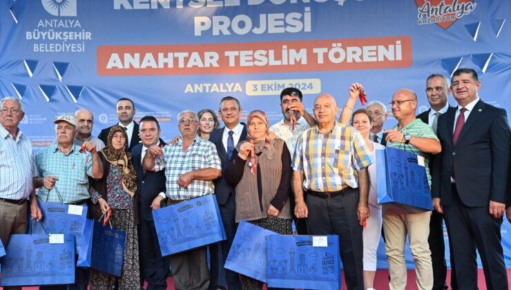 CHP Genel Başkanı Özel Antalya’da konuştu: