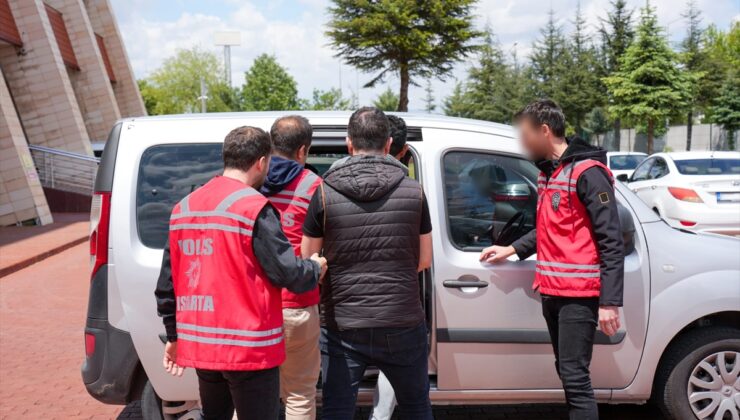 Isparta’da iş yerindeki imitasyon bilezikleri çaldıkları iddiasıyla 2 kişi tutuklandı