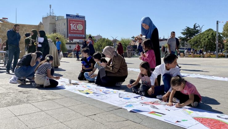 Kırşehir, Nevşehir ve Sivas’ta çocuklar “Filistin İçin Sen de Çiz” etkinliğinde İsrail’i kınadı