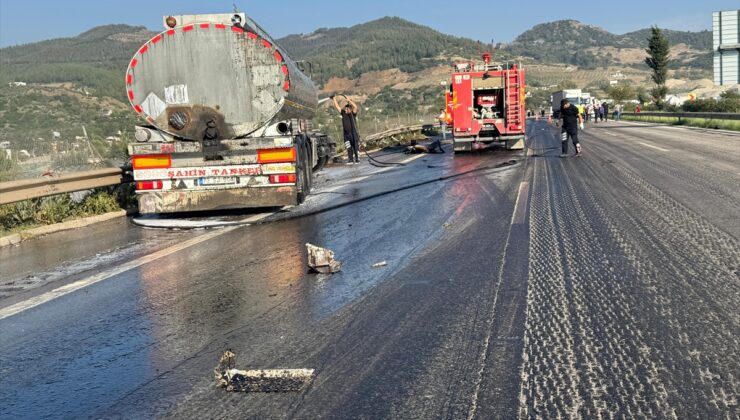 Osmaniye’de yangın çıkan tankere çarpan bir diğer tanker yola devrildi