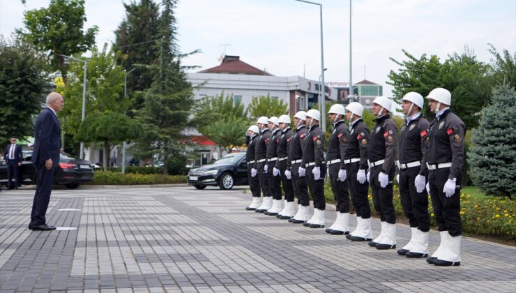 TBMM Başkanı Kurtulmuş, Düzce Valiliğini ziyaret etti