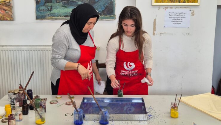 Yunus Emre Enstitüsünden Gürcistan’da “Geleneksel Türk Ebru Sanatı Atölyesi”