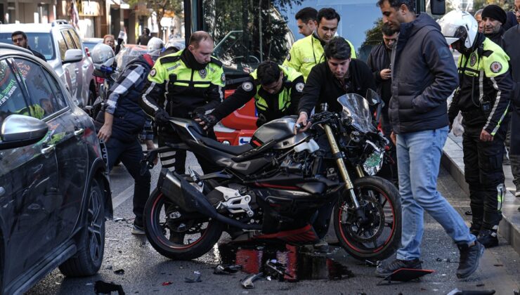 Ankara'da polisten kaçarken otomobile çarpan motosikletteki sürücü yaralandı