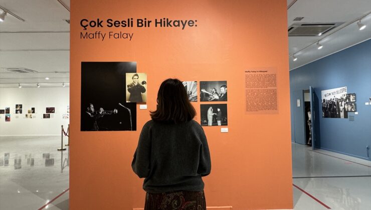 “Cazın Hafızası: Yolculuğa Bakmak” sergisi Taksim’de açıldı