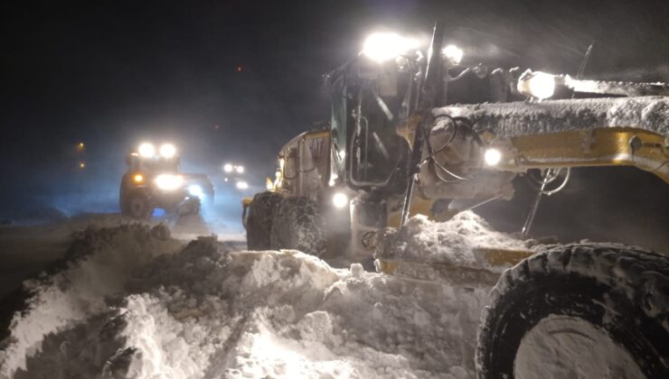 Kayseri’de kardan kapanan 230 mahalle yolu ulaşıma açıldı