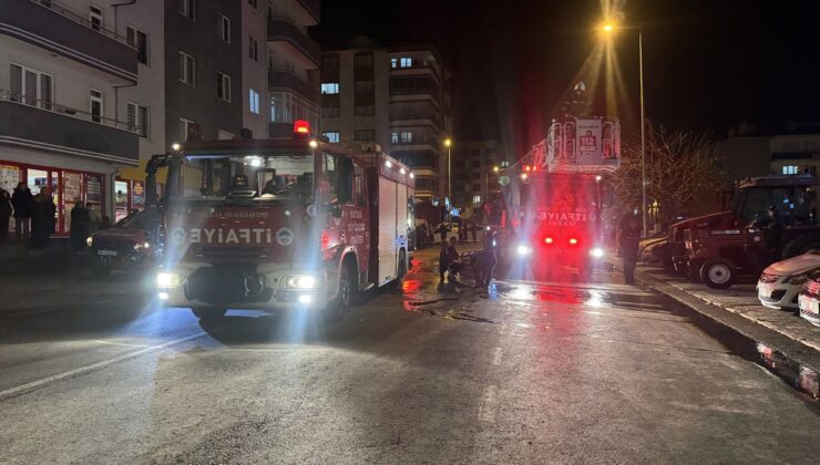 Kayseri’de psikolojik sorunlarının bulunduğu iddia edilen kişi evini yaktı