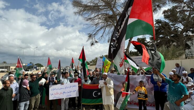 Libyalılar Gazze’de soykırım yapan İsrail’e Avrupa ülkelerinin verdiği desteği protesto etti