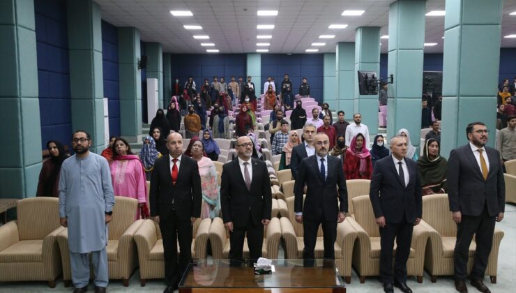 Pakistan’da “İkbal’in Fikir Dünyası Bağlamında Türkiye-Pakistan Dostluğu” konferansı düzenlendi