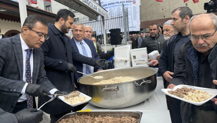 Selanik göçmenlerinin “Türbe Dede Pilav Günü” etkinliğinde 10 bin kişilik yemek dağıtıldı