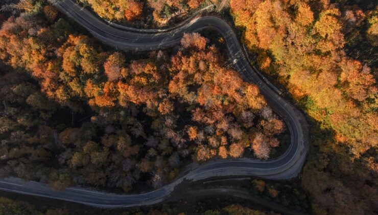 Uludağ’da dron kamerasından resim tablosunu andıran sonbahar manzaraları