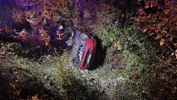 Zonguldak’ta su kanalına devrilen otomobildeki 4 kişi yaralandı